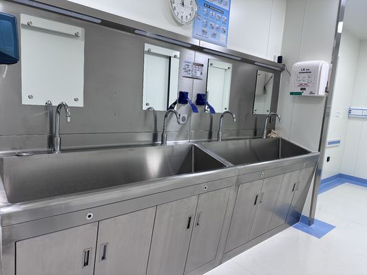 Tavolo di flusso d'aria laminare di dimensioni personalizzate con purificazione di classe I~III ed efficienza di filtrazione del 99,9999% per le sale operatorie